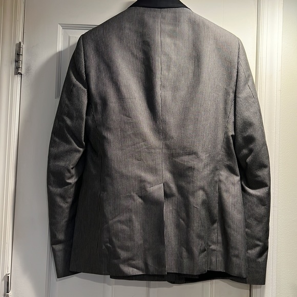 Authentic Gucci Suit - Black/White - Picture 5 of 7